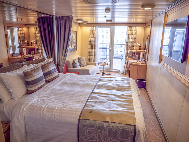 Review do Navio Holland America Oosterdam Uma das duas piscinas de Oosterdam
