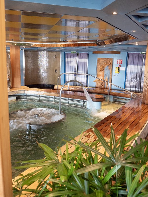 Review do Navio Holland America Oosterdam Review do Navio Holland America Oosterdam