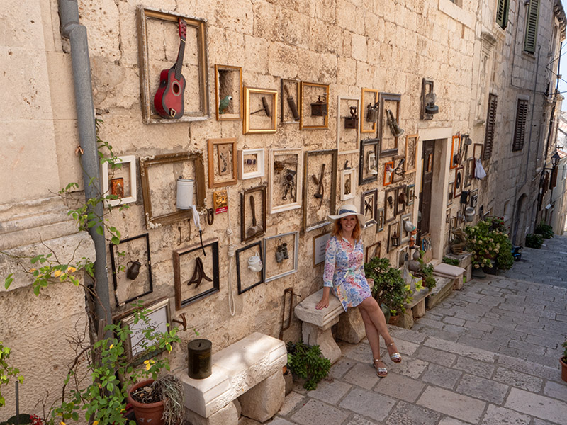 Review do Navio Holland America Oosterdam Rua pedonal pitoresca em Korcula