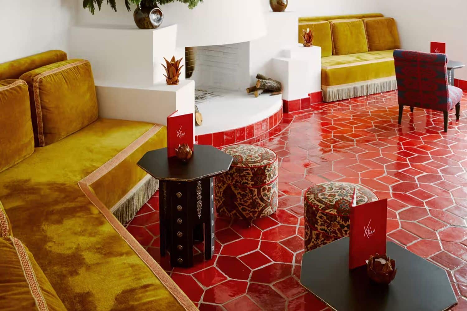 Aposta ousada de Louboutin em hospitalidade - 2