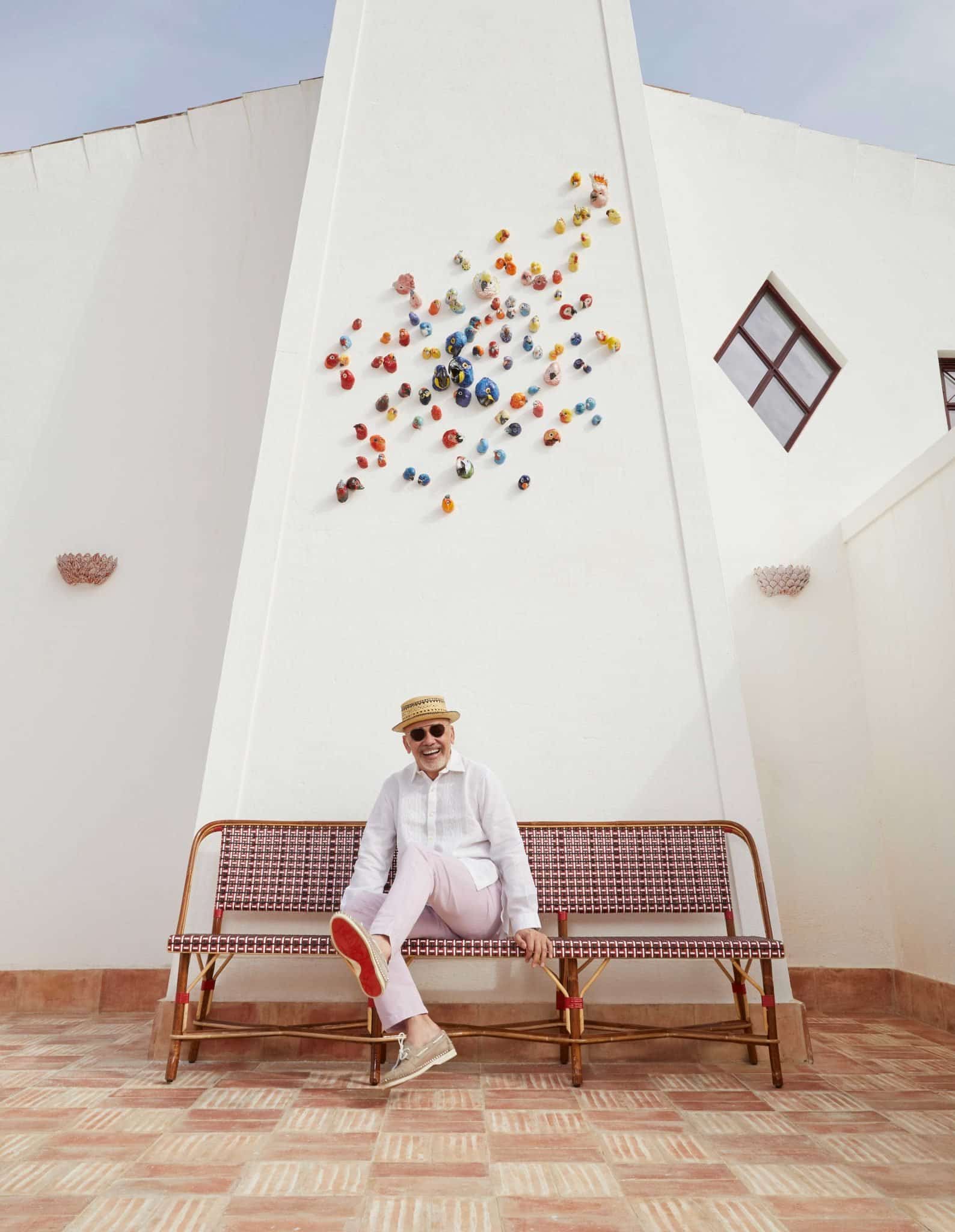 Aposta ousada de Louboutin em hospitalidade - 1